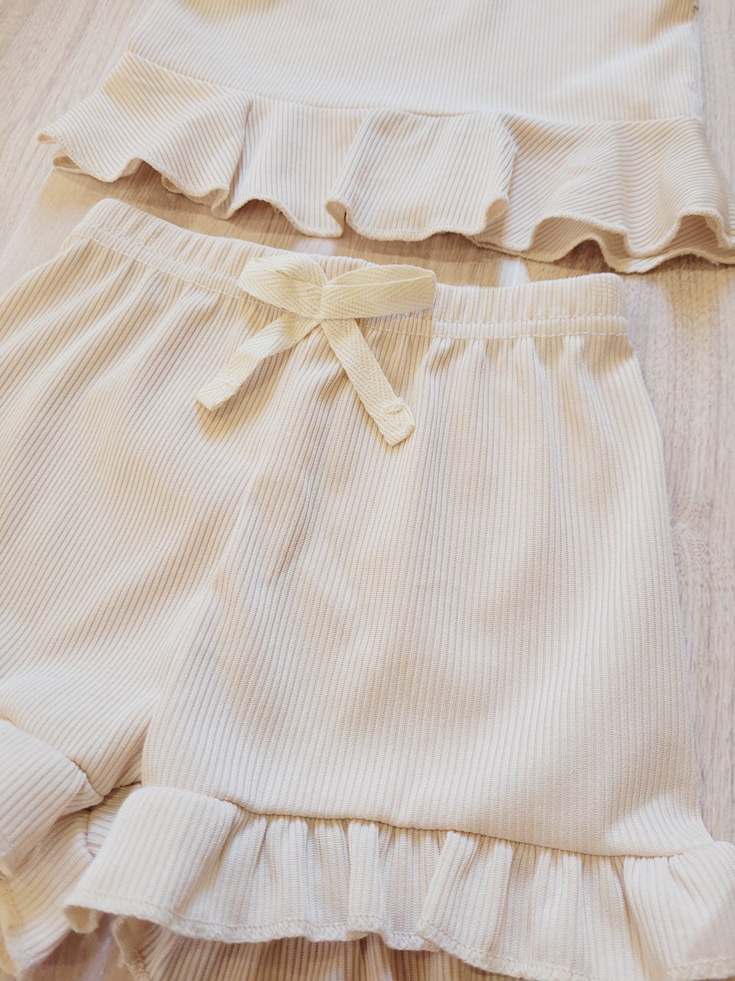 Ruffled Cream 2piece set