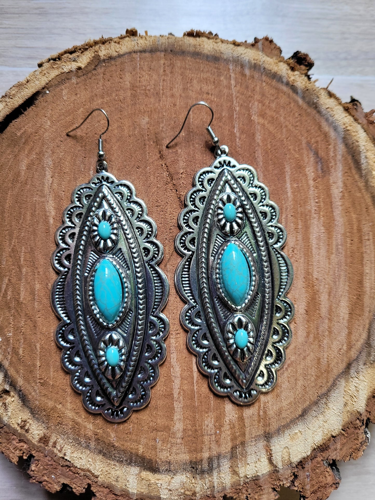 Dangle silver Turquoise dangle bold earring